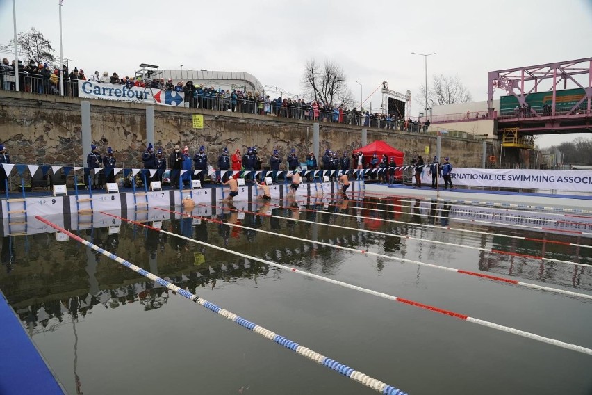 Zawodnicy z GWSC Team na mistrzostwach świata w pływaniu...