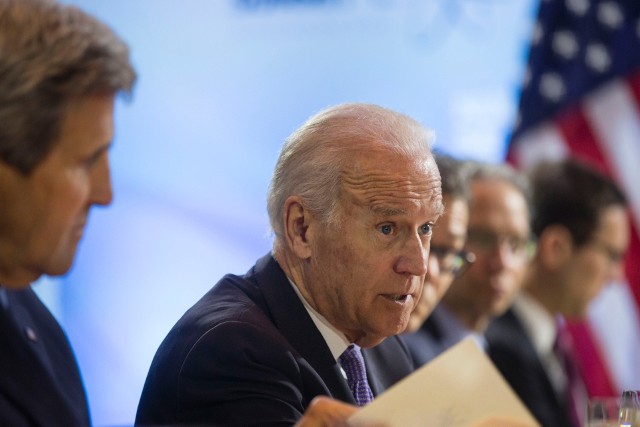 Prezydent USA Joe Biden obiecuje dalszą pomoc Ukrainie, ale część kongresmenów może ją dalej skutecznie blokować