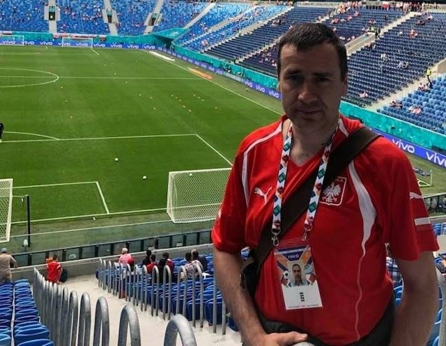 Adam Bolek, burmistrz Białobrzegów, a prywatnie piłkarz i kibic na stadionie w Petersburgu dopingował reprezentację Polski.