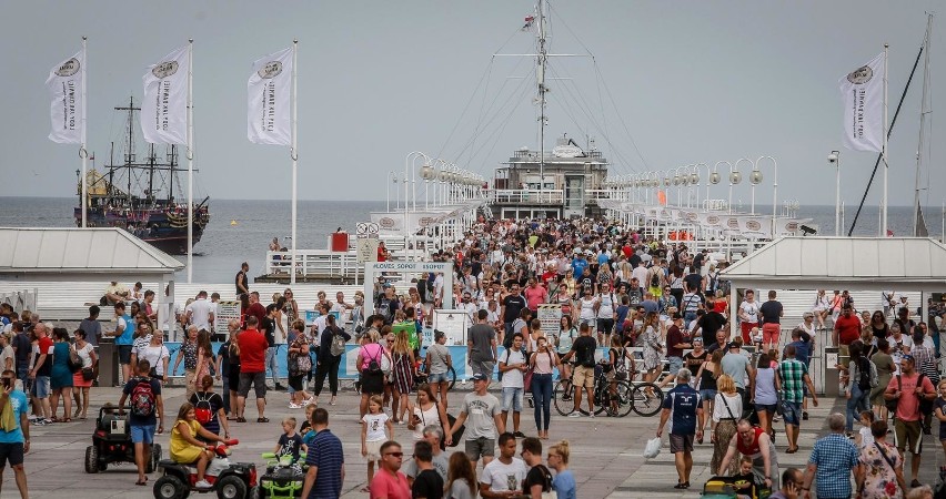 Ponad milion wejść na sopockie molo. Rekordowa liczba turystów także w Gdańsku