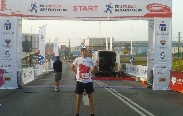 Dariusz Fijałkowski z Pińczowa w niedzielę, 2 października, przebiegł pierwszy w swoim życiu maraton. Wystartował w biegu o nazwie Silesia Maraton.