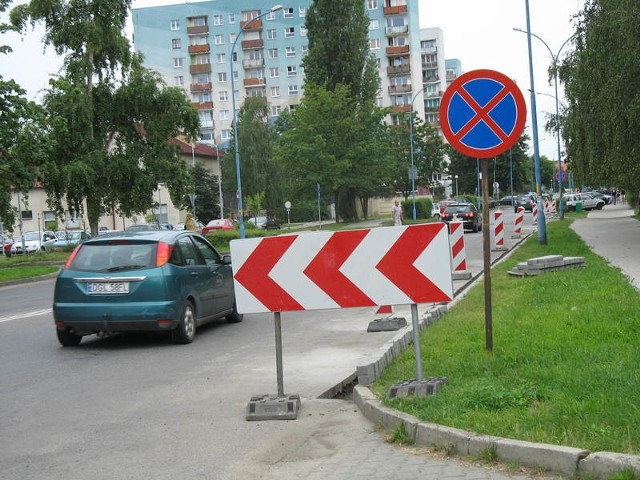 Remont Armii Krajowej. Dzisiaj w południe na miejscu nie było ani jednego robotnika.