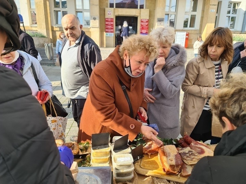 Mieszkańcy okolic Łasina, w ramach Rolniczego Handlu...