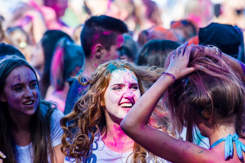 Wszystko w kolorach tęczy, czyli Holi Festival na Dojlidach (zdjęcia)