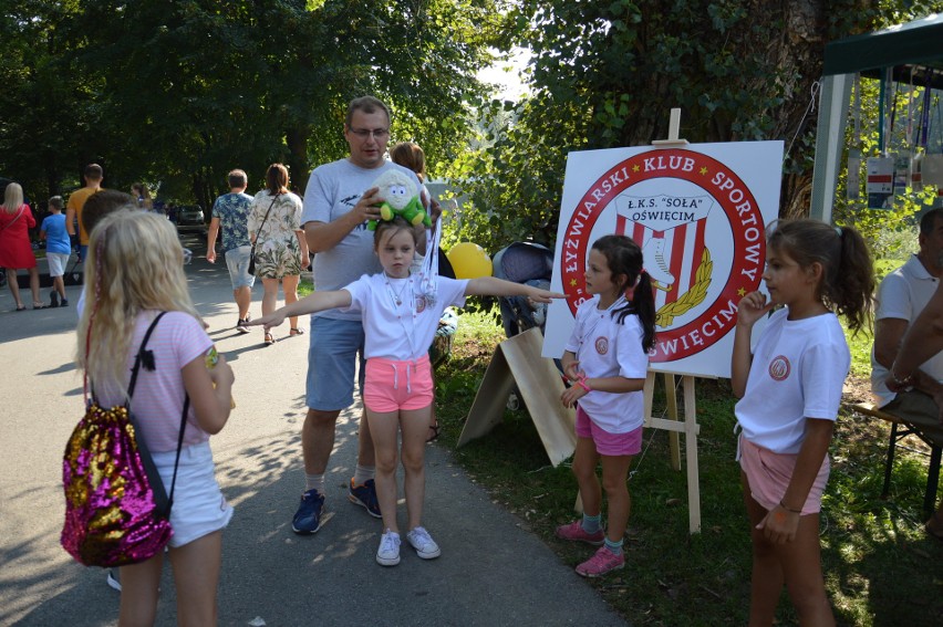 Piknik organizacjo pozarządowych na Bulwarach w Oświęcimiu,...