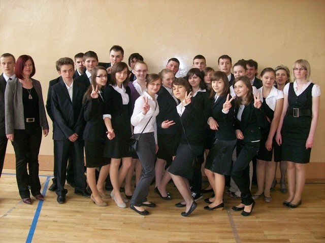 Klasa III B z Publicznego Gimnazjum w Rusinowie zwyciężyła w plebiscycie na najsympatyczniejsza klasę i pojedzie na wycieczkę do Warszawy.