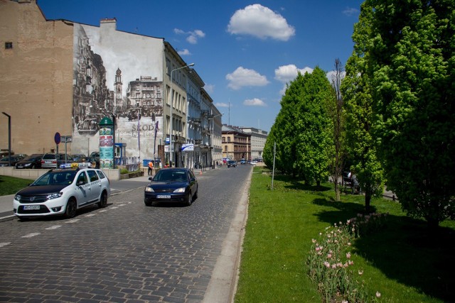 Na Al. Marcinkowskiego powstał historyczny mural, którego sponsorem jest firma Skoda