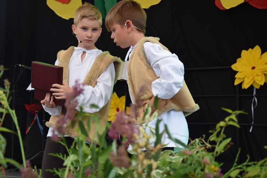 Festiwal Godki 2018. Znamy wyniki konkursów na najlepszych gawędziarzy, tancerzy, śpiewaków [NOWE ZDJĘCIA]