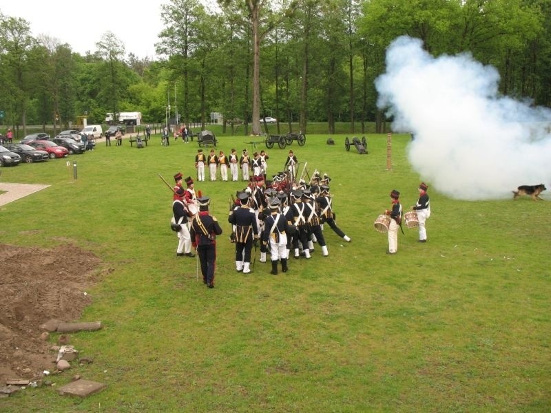 Ostrołęka. Biwak historyczny na Fortach Bema 