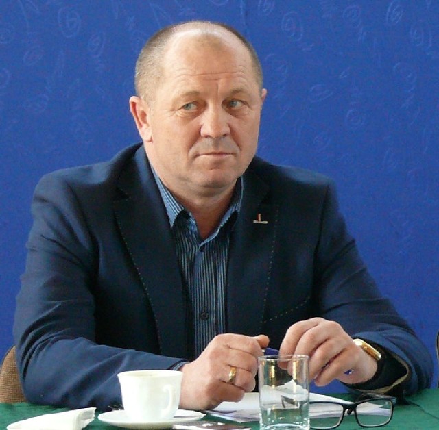 Minister rolnictwa i rozwoju wsi Marek Sawicki podczas spotkania w Oleśnicy