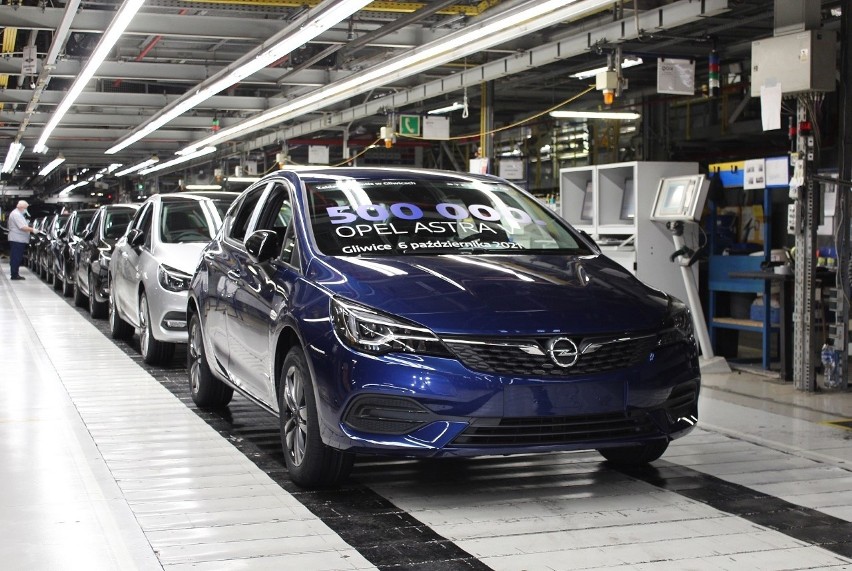 Półmilionowy Opel Astra wyjechał z zakładu w Gliwicach...