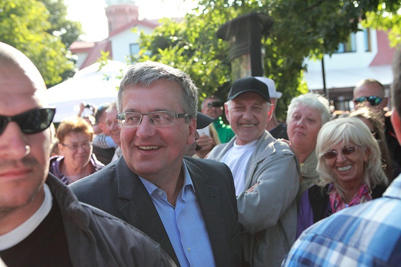 Urzędujący prezydent podczas spaceru Promenadą Nadmorską...