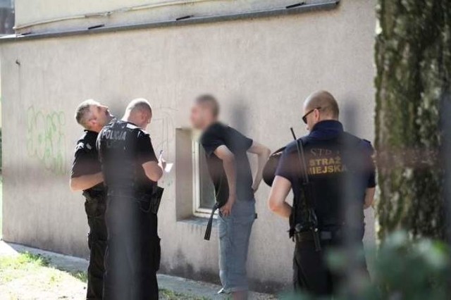 W piątek kobieta wypadła z okna kamienicy w Słupsku