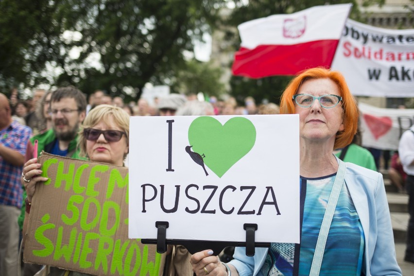 24.06.2017 Warszawa, protest ekologów greenpeace i dzika...