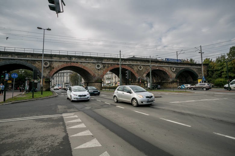 Kumulacja utrudnień. Auta i autobusy nie pojadą Grzegórzecką