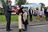 Minister Błaszczak nagrodził 5-letnią Amelię. Dziewczynka uratowała mamę 