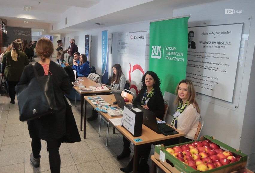 Pracodawcy zapraszają studentów na spotkanie na uniwersytecie