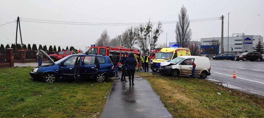 Mężczyzna poszkodowany w wypadku na DK91 trafił do szpitala