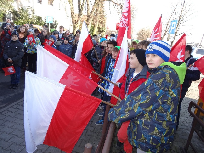 Dopiewo: Żywa flaga na rocznicę Powstania Wielkopolskiego