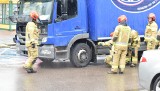 Pożar auta w Ostrołęce. Strażacy interweniowali na ul. Kleeberga. 30.05.2022