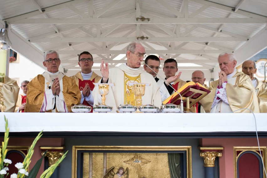 W niedzielę abp Alfons Nossol świętował w Kamieniu Śl. 85...