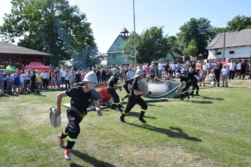 16 drużyn z gminy Gołcza uczestniczyło w zawodach strażackich