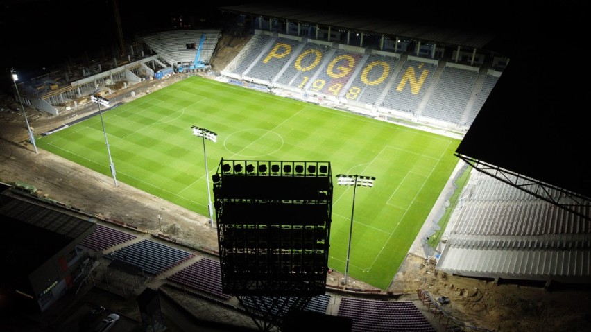 Nowe oświetlenie na stadionie Pogoni Szczecin