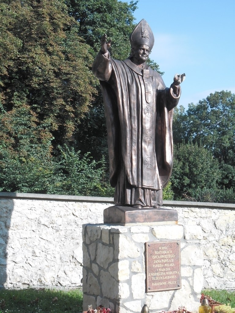 Pomnik Jana Pawła II w Pilicy