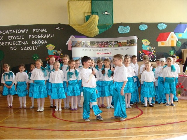 Atrakcją turnieju był występ uczniów szkoły podstawowej w Zwoleniu