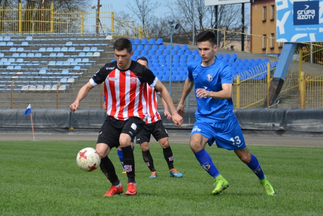 Piotr Łazarz (nr 13) pojawił się na boisku w II połowie, ale do gry Unii nie wniósł za wiele