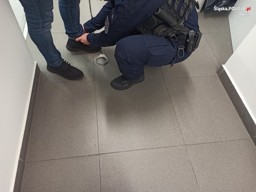 Będzińscy policjanci zatrzymali poszukiwanego przez...