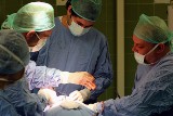 Chirurdzy ze szpitala im. WAM uratowali dziecku roztrzaskane szczęki 