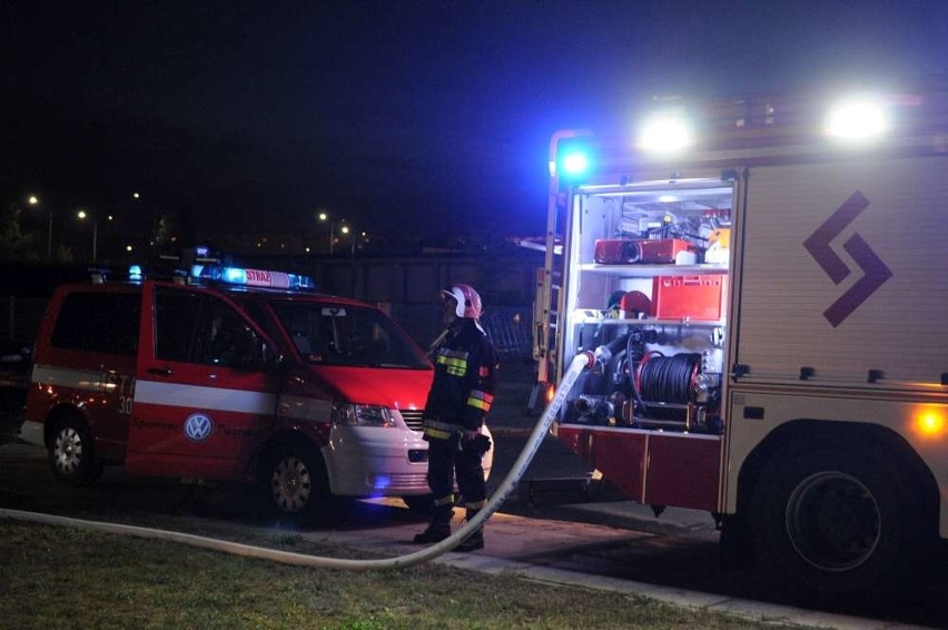 Poznań: Pali się budynek przy Żelaznej. Ewakuowano 40 osób