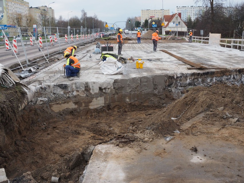 Wiadukt i tymczasowe rondo na Władysław IV w Koszalinie