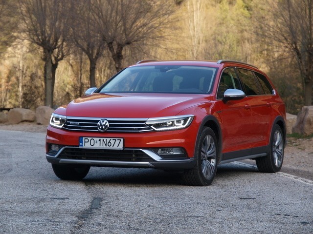 Volkswagen Passat Alltrack...