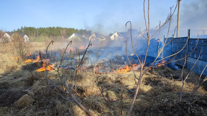 Pożar na osiedlu Bagnówka przy ul. Puchalskiego w...