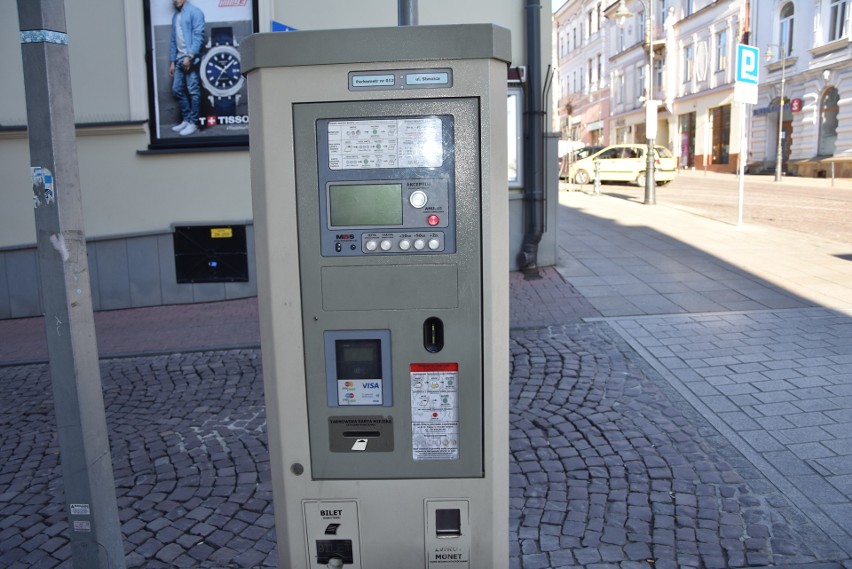 Koronawirus. Do końca marca nie będzie kontroli biletów parkingowych. Za ich brak nie dostaniemy mandatu