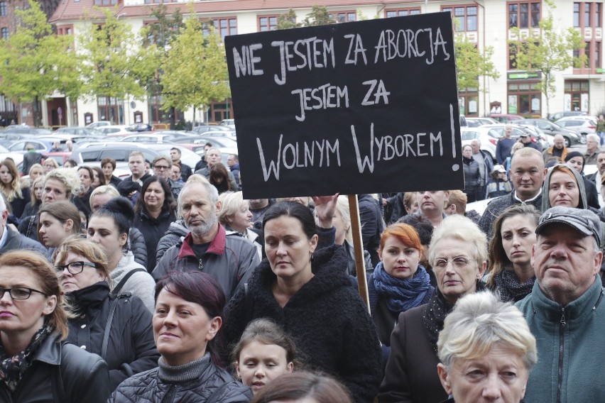 Czarny Poniedziałek w Słupsku (wideo, zdjęcia)