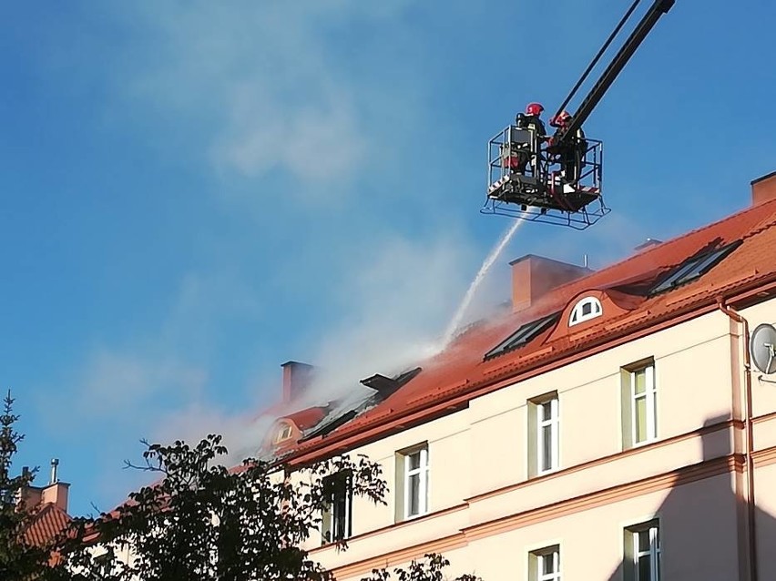 Poważny pożar wybuchł w budynku przy ul. Bydgoskiej w...