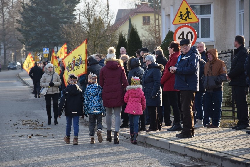 Kobylanka. Na czele orszaku Trzech Króli jechał... Piłsudski [ZDJĘCIA]