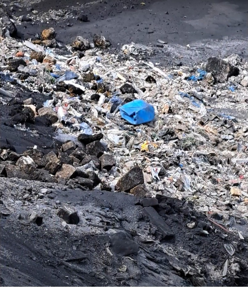 ZGK Piekary Śląskie próbowało zakopać 50 ciężarówek śmieci na pograniczu miast