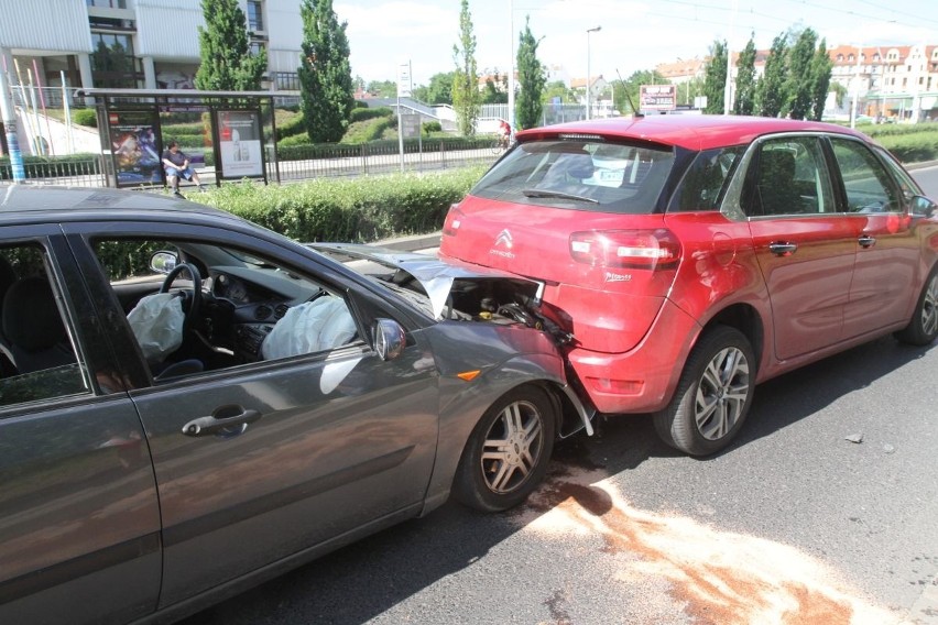 Wypadek na pl. Grunwaldzkim, Wrocław, 06.06.2016