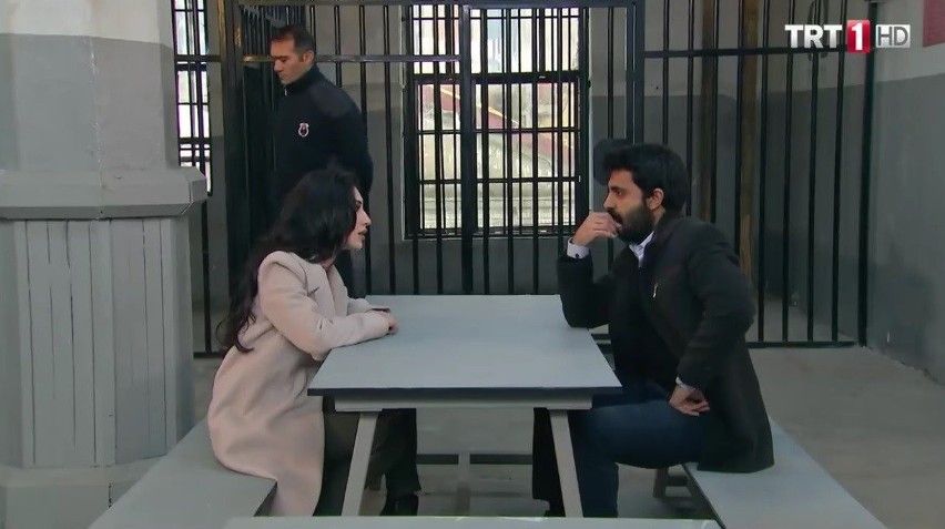 "Więzień miłości" odcinek 122. Yener planuje zemstę. Zehra i Ömer nie idą na firmową kolację [STRESZCZENIE ODCINKA]