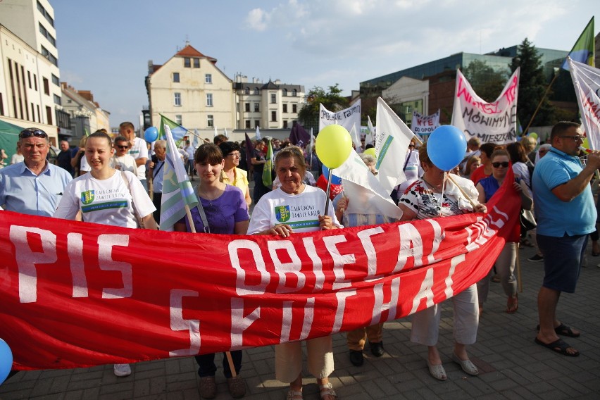 Większe Opole. Festiwalowa manifestacja przeciwników planu...