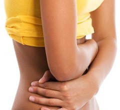 Ból brzucha może być także spowodowany poważnym problemem, jakim jest na przykład zapalenie wyrostka robaczkowego. Bólu nie wolno lekceważyć i należy go skonsultować z lekarzem.