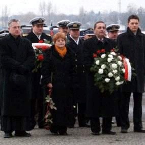 Prom "Jan Heweliusz" zatonął w nocy 14 stycznia 1993 r., niedaleko wyspy Rugia,  Zginęło wówczas 20 marynarzy i 35 kierowców.