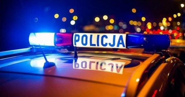W piątek (2 czerwca) około godziny 21.20 na komisariat policji w Kamieńsku w powiecie radomszczańskim zgłosiło się dwóch mężczyzn wraz z 4-letnią dziewczynką. Poprosili o pomoc. Oświadczyli policjantom, że jadą do szpitala, bo dziecko potrzebuje natychmiastowej pomocy lekarskiej.