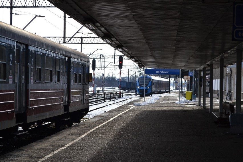 Dworzec kolejowy w Raciborzu zostanie przebudowany. Zdjęcia...
