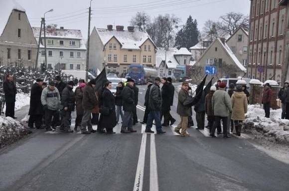 Niemodlinianie już blokowali miasto domagając się budowy obwodnicy. Dziś organizują kolejny protest.