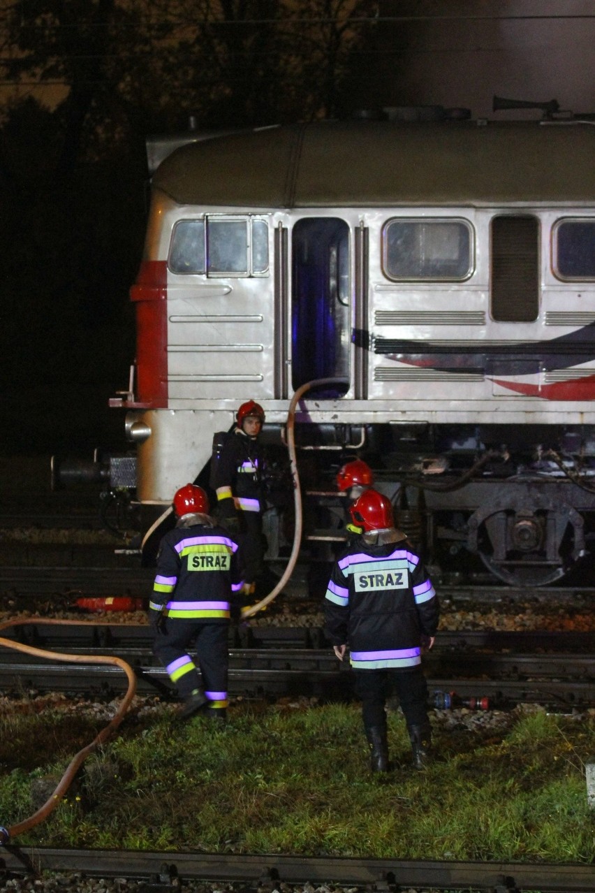 Pożar lokomotywy spalinowej w pobliżu dworca Wrocław Główny